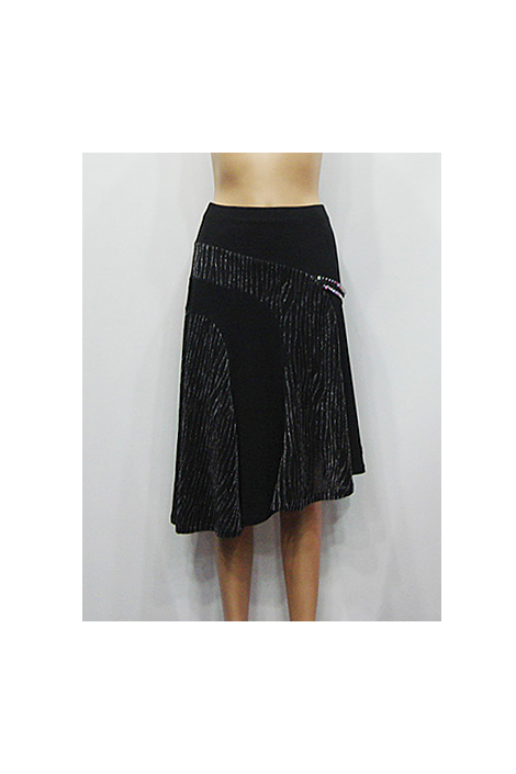 081702 Latin skirt